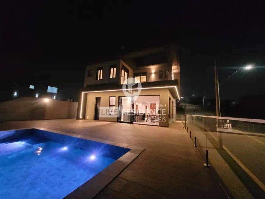 Casa de Condomínio com 4 quartos à venda, 229m2 em Itatiba - SP - imagem 2 Foto 2 de Casa de Condomínio com 4 quartos à venda, 229m2 em Itatiba - SP