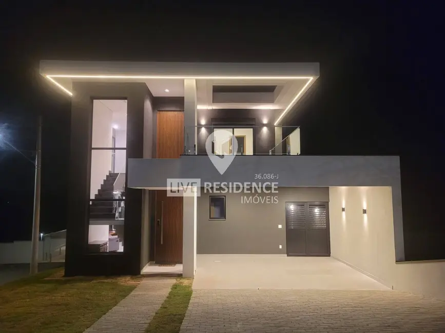 Casa de Condomínio com 4 quartos à venda, 229m2 em Itatiba - SP - imagem 3 Foto 3 de Casa de Condomínio com 4 quartos à venda, 229m2 em Itatiba - SP