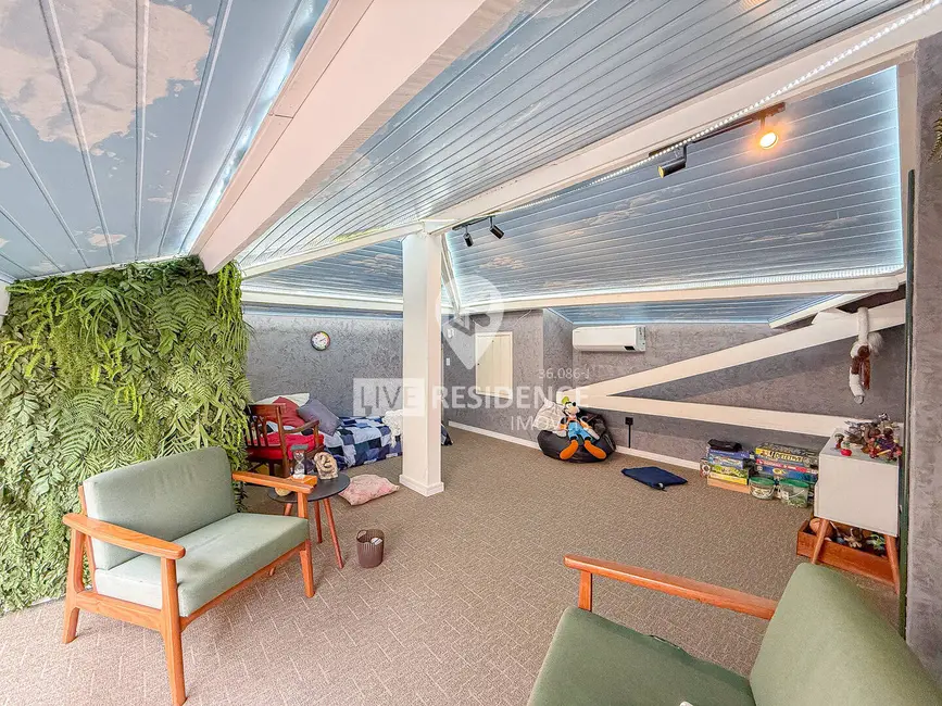 Foto 9 de Casa com 6 quartos à venda, 273m2 em Jardim São José, Itatiba - SP