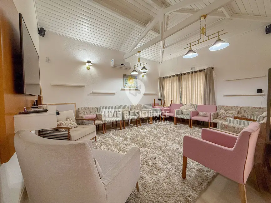 Foto 7 de Casa com 6 quartos à venda, 273m2 em Jardim São José, Itatiba - SP