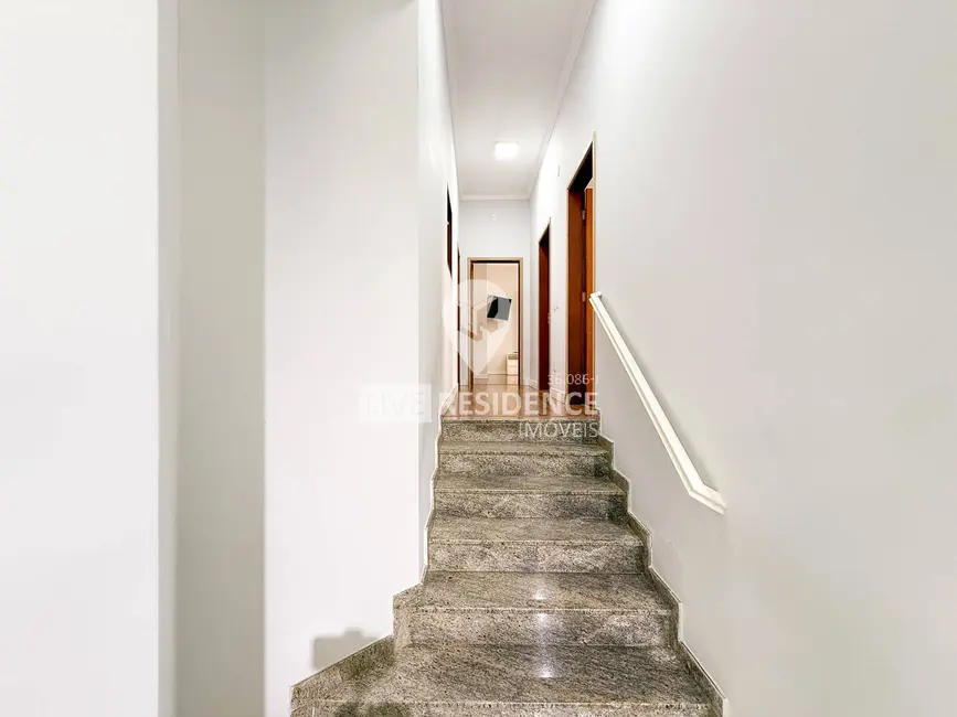 Foto 8 de Casa com 3 quartos à venda, 194m2 em Recanto do Parque, Itatiba - SP