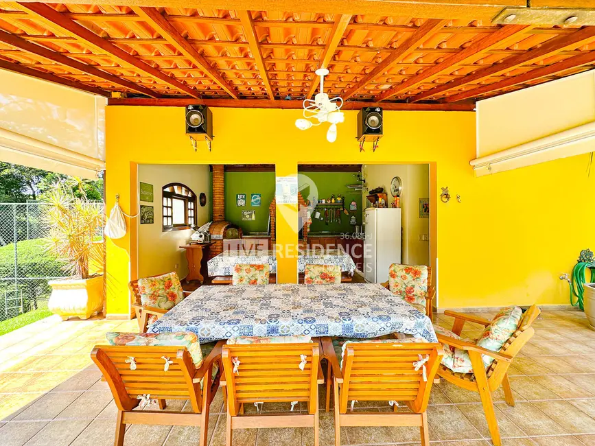 Foto 6 de Casa de Condomínio com 4 quartos à venda, 347m2 em Capela do Barreiro, Itatiba - SP