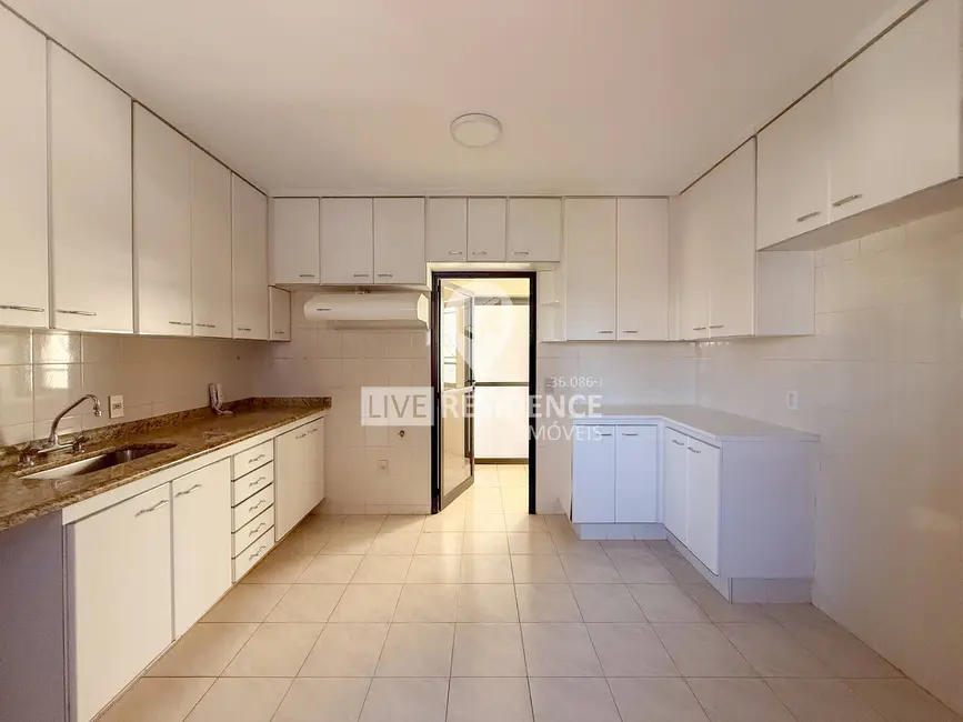 Foto 4 de Apartamento com 3 quartos à venda, 183m2 em Centro, Itatiba - SP