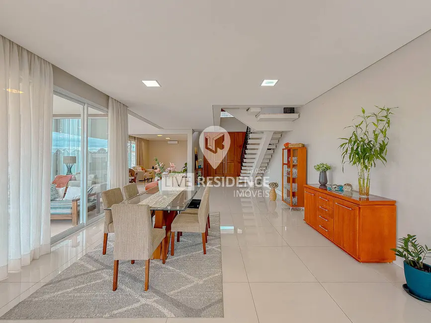 Casa de Condomínio com 4 quartos à venda, 434m2 em Itatiba - SP - imagem 9 Foto 9 de Casa de Condomínio com 4 quartos à venda, 434m2 em Itatiba - SP