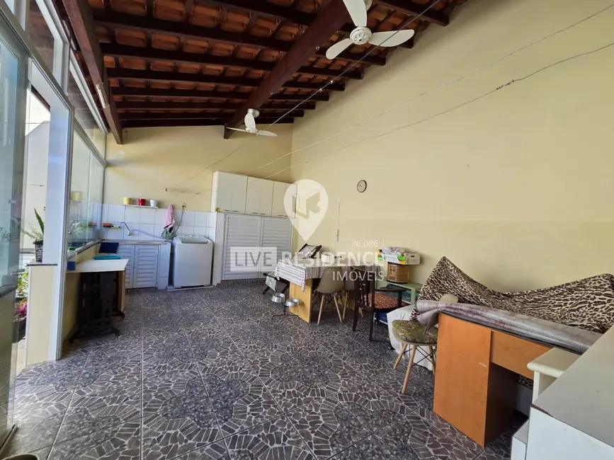 Foto 8 de Casa com 3 quartos à venda, 181m2 em Recanto do Parque, Itatiba - SP