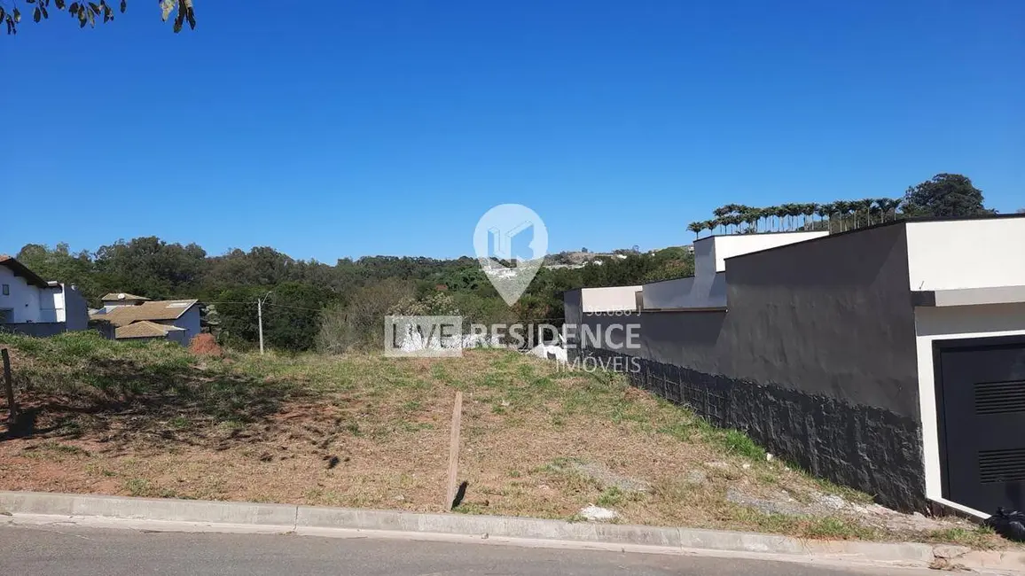 Foto 2 de Terreno / Lote à venda, 250m2 em Villaggio Fosuzzi, Itatiba - SP
