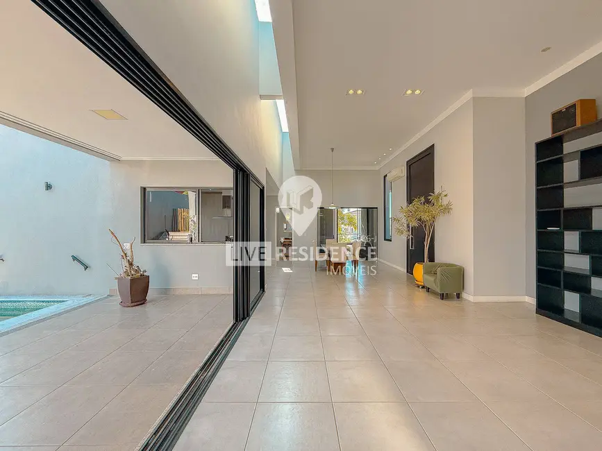 Foto 2 de Casa de Condomínio com 3 quartos à venda, 302m2 em Itatiba - SP