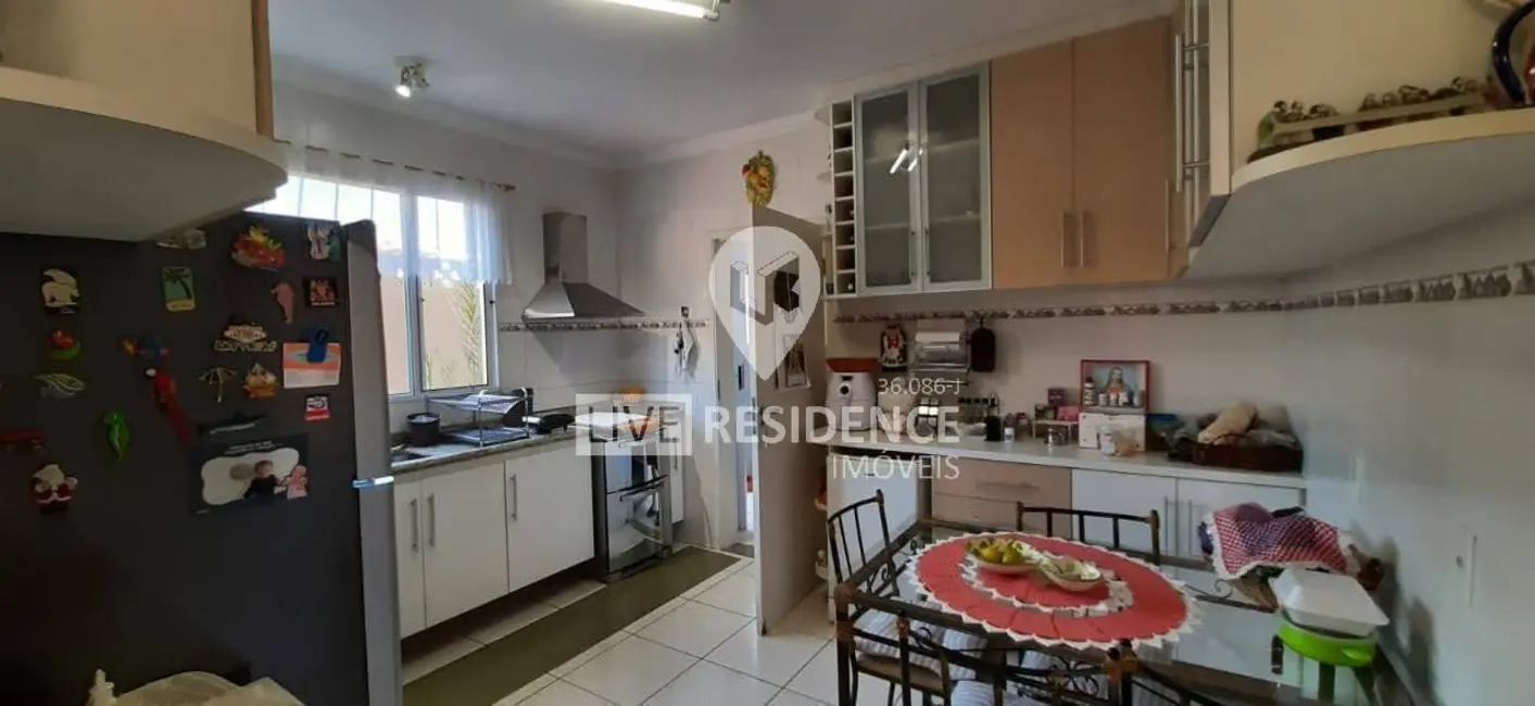 Foto 5 de Casa de Condomínio com 4 quartos à venda, 252m2 em Itatiba - SP