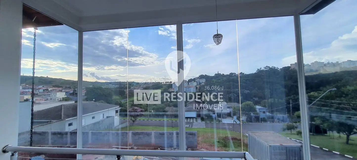 Casa de Condomínio com 3 quartos à venda, 283m2 em Loteamento Residencial Dolce Vita, Itatiba - SP - imagem 6 Foto 6 de Casa de Condomínio com 3 quartos à venda, 283m2 em Loteamento Residencial Dolce Vita, Itatiba - SP