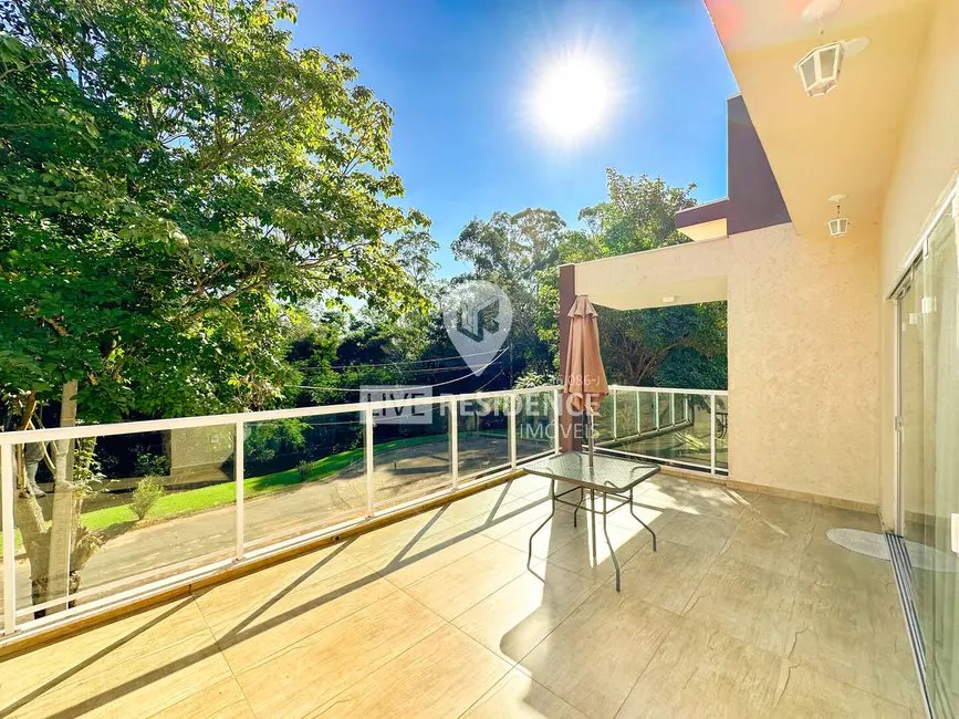 Foto 3 de Casa de Condomínio com 4 quartos à venda, 200m2 em Condominio Ville de France, Itatiba - SP