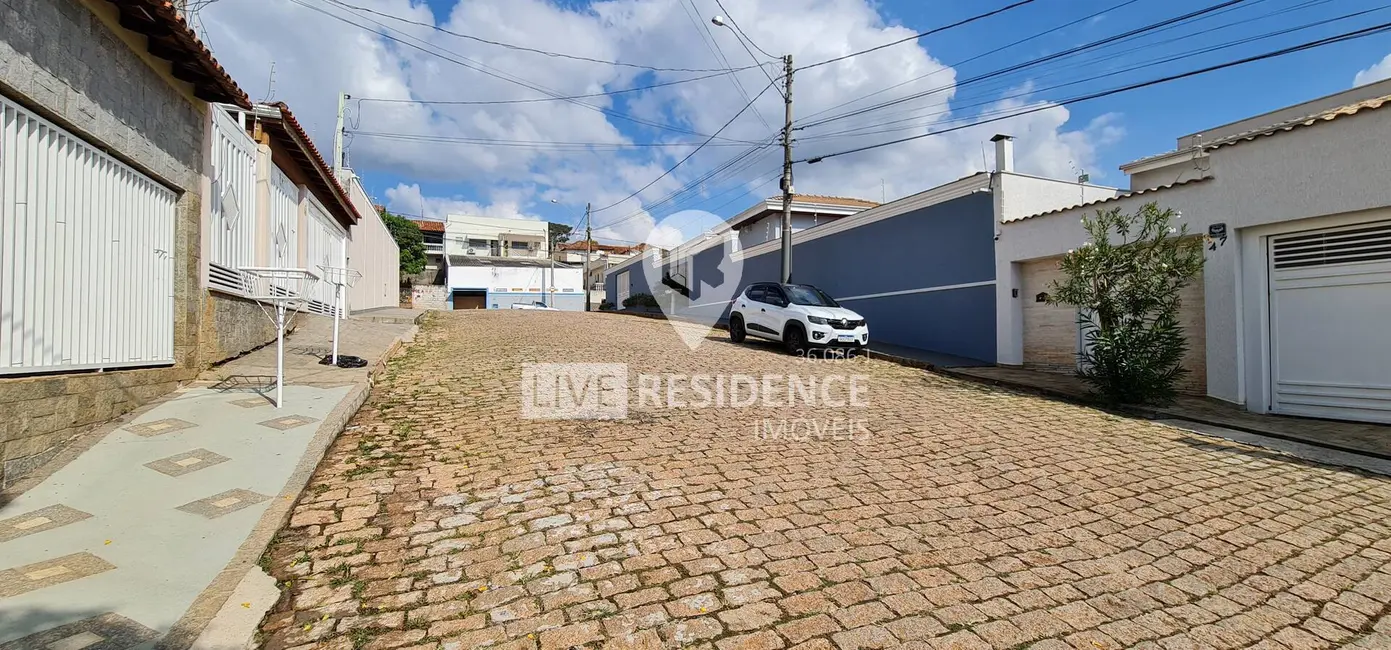 Foto 2 de Casa com 3 quartos à venda, 218m2 em Vila Brasileira, Itatiba - SP