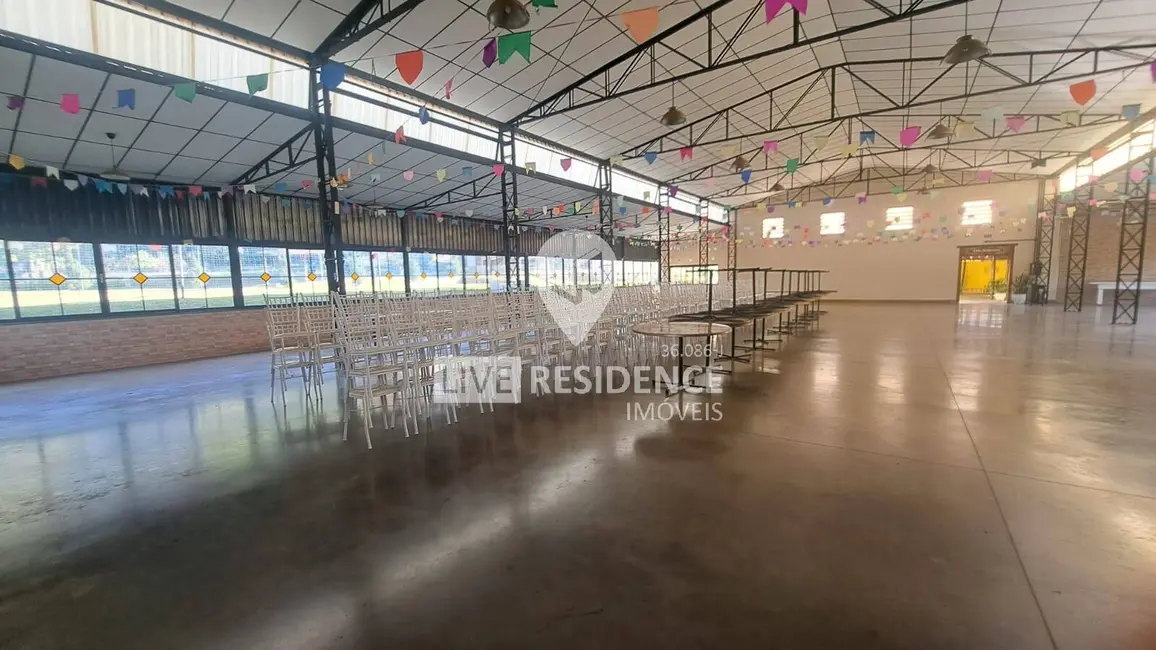 Armazém / Galpão à venda, 1200m2 em Macuco, Valinhos - SP - imagem 1 Foto 1 de Armazém / Galpão à venda, 1200m2 em Macuco, Valinhos - SP