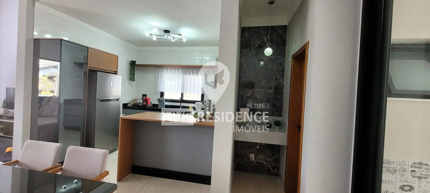 Foto 6 de Casa de Condomínio com 3 quartos à venda, 144m2 em Residencial Fazenda Serrinha, Itatiba - SP