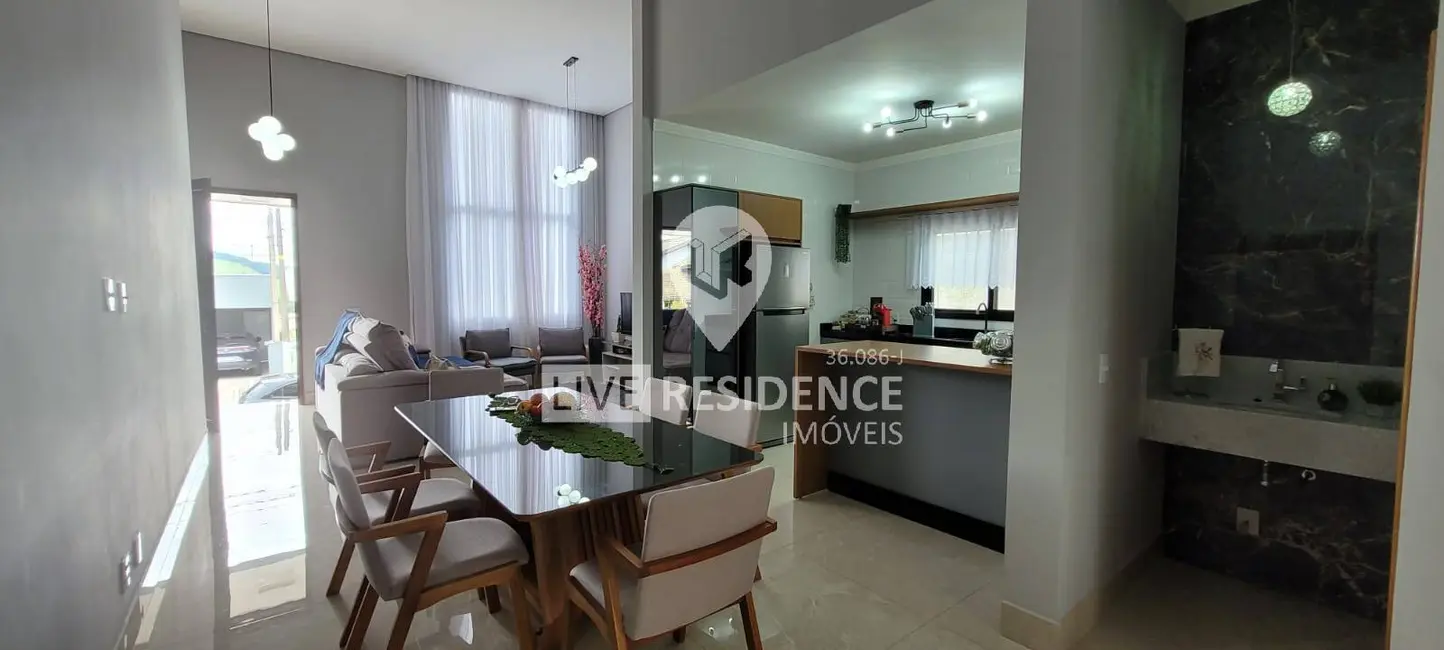 Foto 1 de Casa de Condomínio com 3 quartos à venda, 144m2 em Residencial Fazenda Serrinha, Itatiba - SP