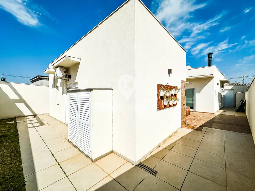 Foto 3 de Casa de Condomínio com 3 quartos à venda, 200m2 em Condominio Ville de France, Itatiba - SP