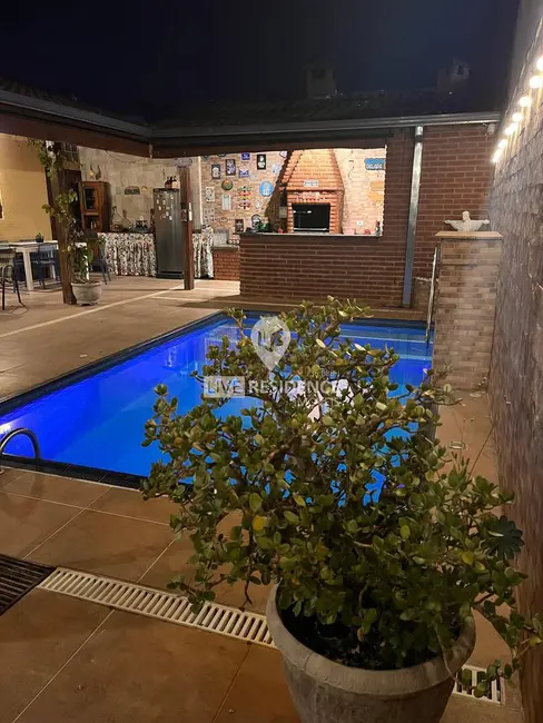 Foto 3 de Casa de Condomínio com 2 quartos à venda, 118m2 em Loteamento Jardim das Paineiras, Itatiba - SP