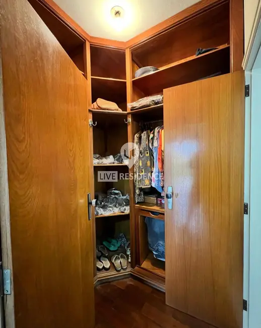 Foto 6 de Casa com 4 quartos à venda, 394m2 em Jardim Tereza, Itatiba - SP