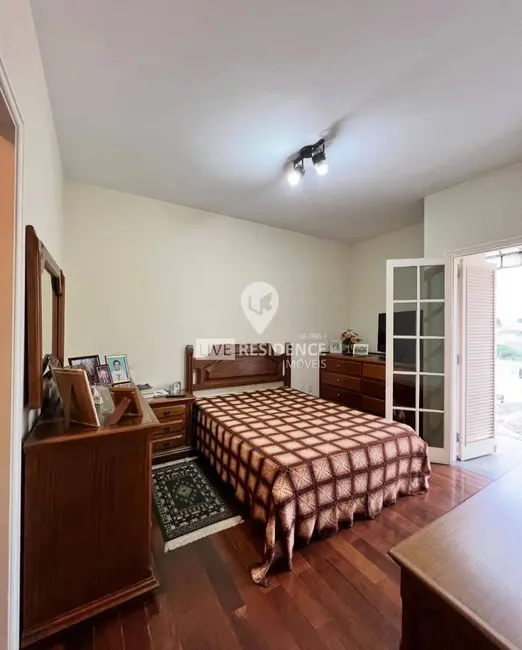 Foto 3 de Casa com 4 quartos à venda, 394m2 em Jardim Tereza, Itatiba - SP