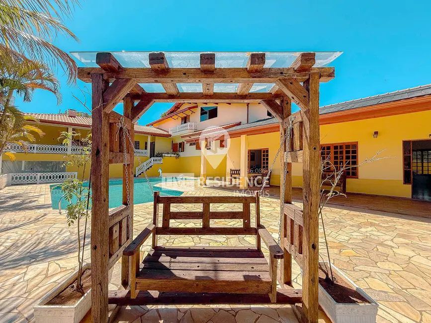 Foto 4 de Casa de Condomínio com 4 quartos à venda, 600m2 em Capela do Barreiro, Itatiba - SP