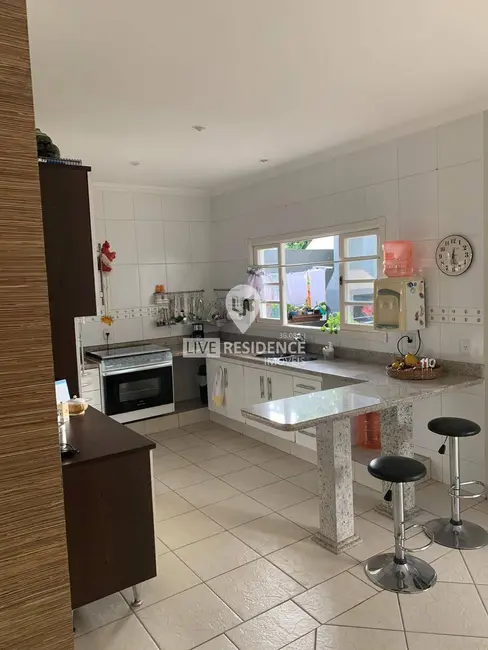 Foto 4 de Casa de Condomínio com 3 quartos à venda, 260m2 em Residencial Fazenda Serrinha, Itatiba - SP