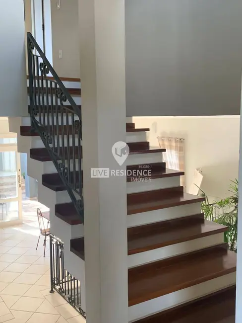 Foto 9 de Casa de Condomínio com 3 quartos à venda, 260m2 em Residencial Fazenda Serrinha, Itatiba - SP