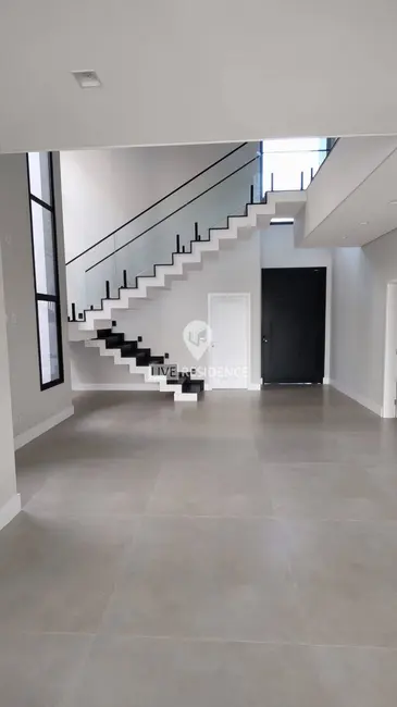 Foto 2 de Casa de Condomínio com 3 quartos à venda, 228m2 em Itatiba - SP