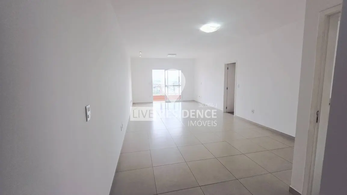 Foto 3 de Apartamento com 3 quartos à venda, 186m2 em Jardim Carlos Borella, Itatiba - SP