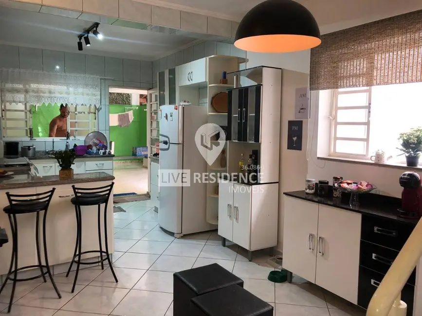 Foto 1 de Casa com 3 quartos à venda, 166m2 em Jardim Santa Filomena, Itatiba - SP