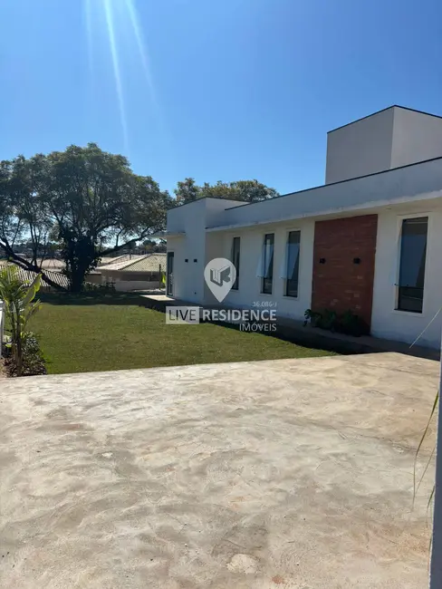 Foto 2 de Casa de Condomínio com 3 quartos à venda, 200m2 em Itatiba - SP