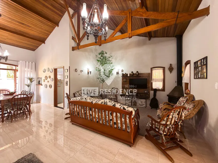 Foto 2 de Casa com 4 quartos à venda, 316m2 em Parque Nova Xampirra, Itatiba - SP