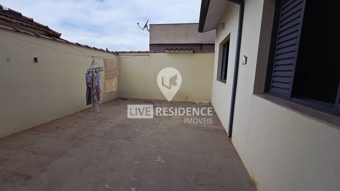 Foto 6 de Casa com 2 quartos à venda, 130m2 em Jardim de Lucca, Itatiba - SP