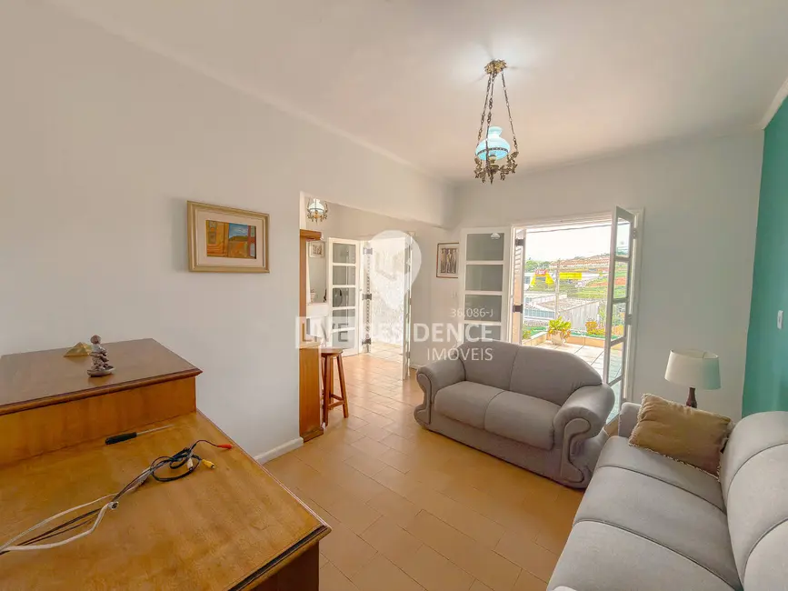 Foto 2 de Casa com 3 quartos à venda, 160m2 em Cidade Jardim, Itatiba - SP