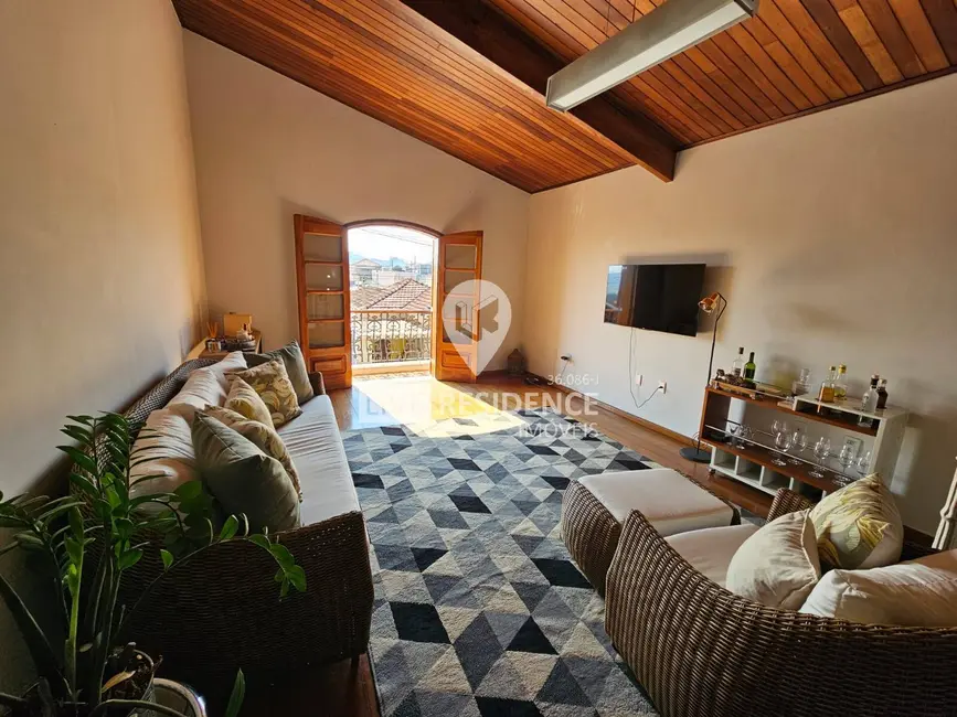 Foto 1 de Casa com 3 quartos à venda, 268m2 em Vila Bela Vista, Itatiba - SP