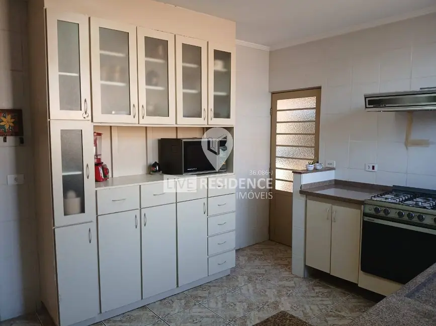 Foto 8 de Casa de Condomínio com 3 quartos à venda, 403m2 em Ville Chamonix, Itatiba - SP