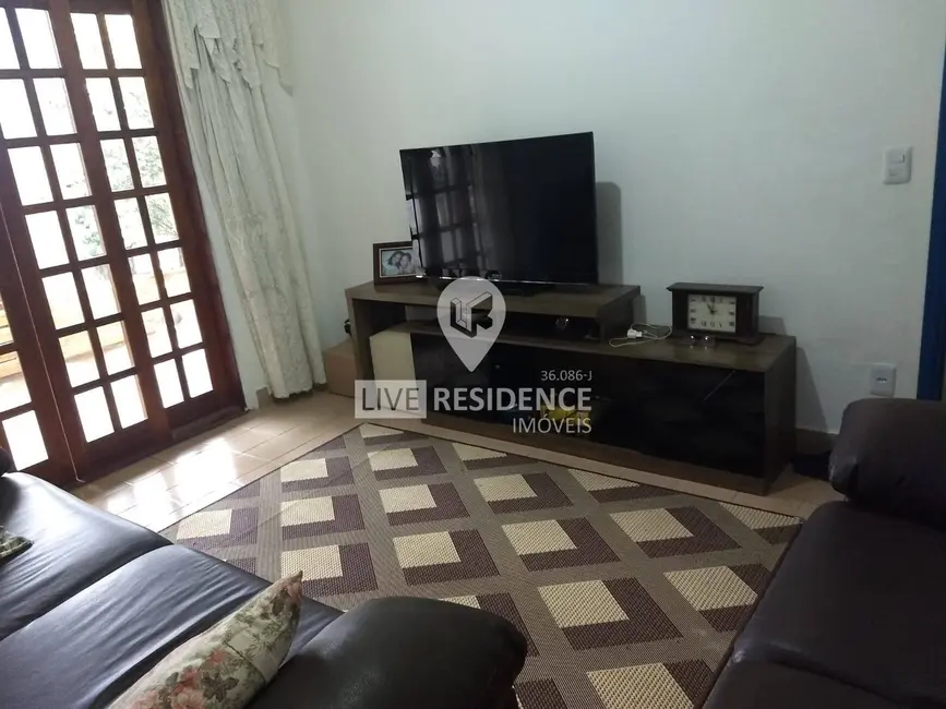 Casa com 2 quartos à venda, 130m2 em Jarinu - SP - imagem 4 Foto 4 de Casa com 2 quartos à venda, 130m2 em Jarinu - SP