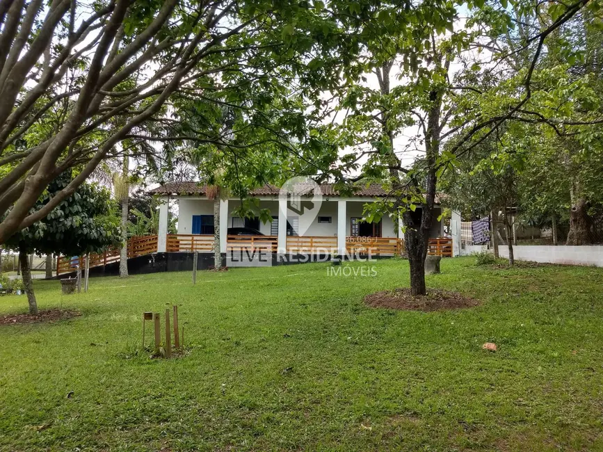 Casa com 2 quartos à venda, 130m2 em Jarinu - SP - imagem 1 Foto 1 de Casa com 2 quartos à venda, 130m2 em Jarinu - SP