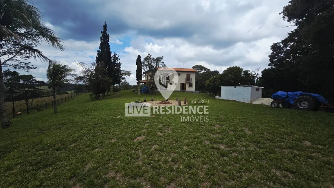 Foto 1 de Sítio / Rancho com 6 quartos à venda, 600m2 em Bairro Pedras de Ouro, Itatiba - SP