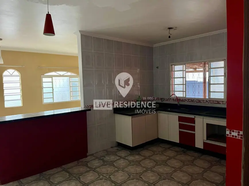 Foto 1 de Casa com 4 quartos à venda, 160m2 em Jardim das Nações, Itatiba - SP