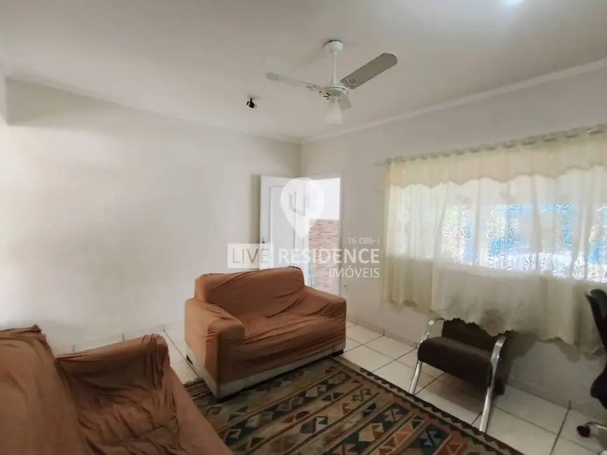 Foto 2 de Casa com 2 quartos à venda, 90m2 em Jardim Ester, Itatiba - SP