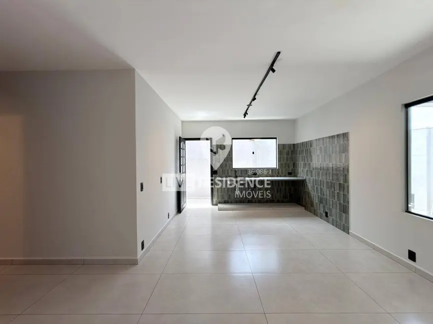 Foto 5 de Casa com 3 quartos à venda, 95m2 em Jardim Santa Filomena, Itatiba - SP