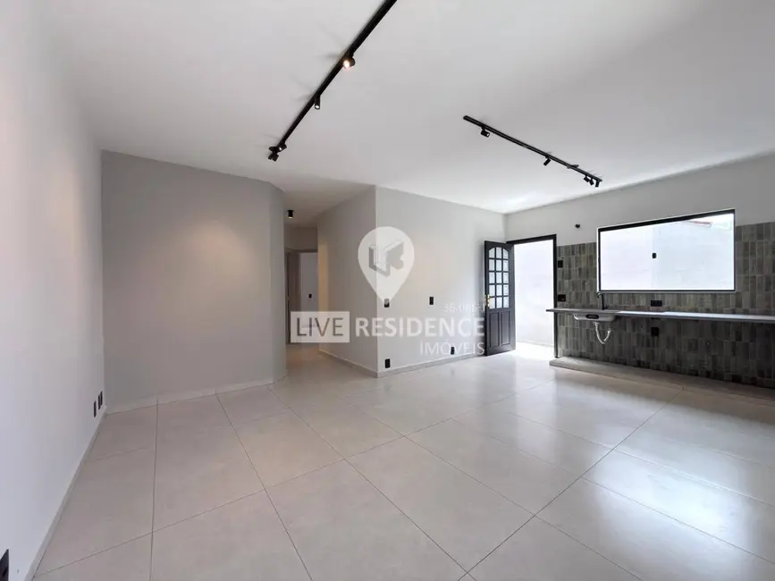 Foto 8 de Casa com 3 quartos à venda, 95m2 em Jardim Santa Filomena, Itatiba - SP