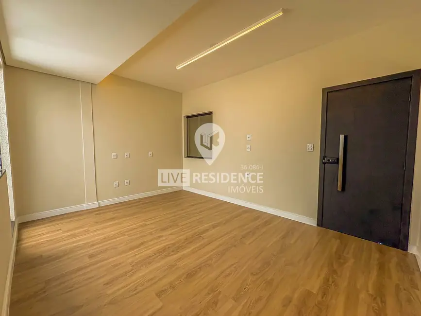 Foto 4 de Casa com 4 quartos à venda, 160m2 em Bairro do Engenho, Itatiba - SP