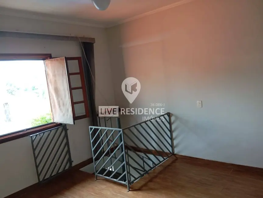 Casa com 3 quartos à venda, 145m2 em Vila Cruzeiro, Itatiba - SP - imagem 8 Foto 8 de Casa com 3 quartos à venda, 145m2 em Vila Cruzeiro, Itatiba - SP