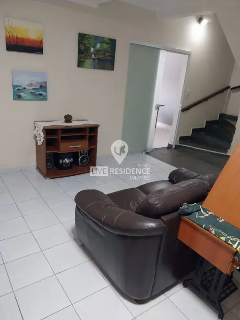 Foto 9 de Casa com 4 quartos à venda, 165m2 em Novo Cruzeiro, Itatiba - SP