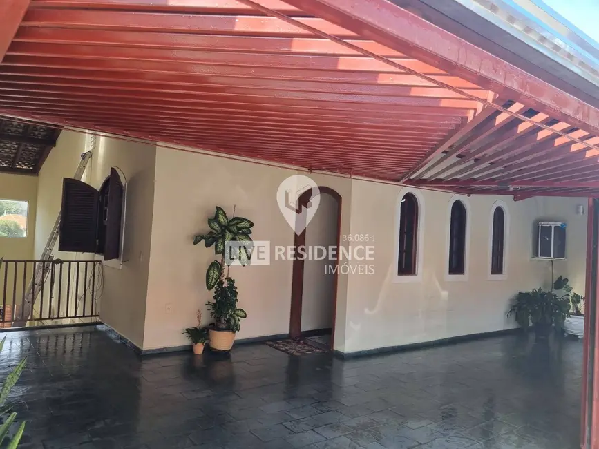 Foto 1 de Casa com 4 quartos à venda, 165m2 em Novo Cruzeiro, Itatiba - SP