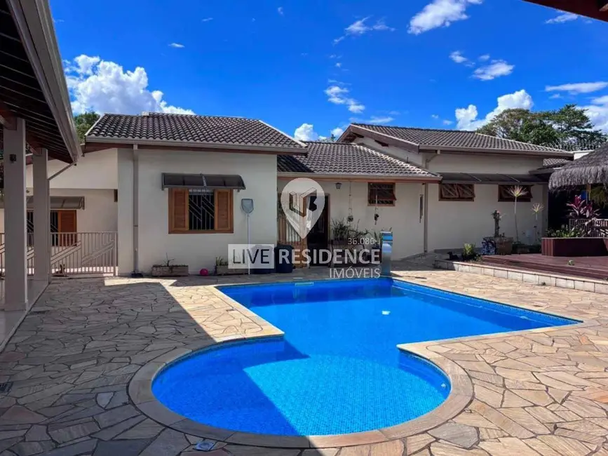 Foto 2 de Casa com 3 quartos à venda, 438m2 em Bairro da Ponte, Itatiba - SP