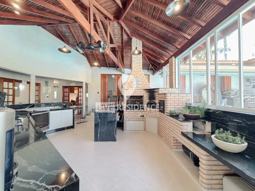 Foto 1 de Casa com 3 quartos à venda, 330m2 em Jardim Leonor, Itatiba - SP