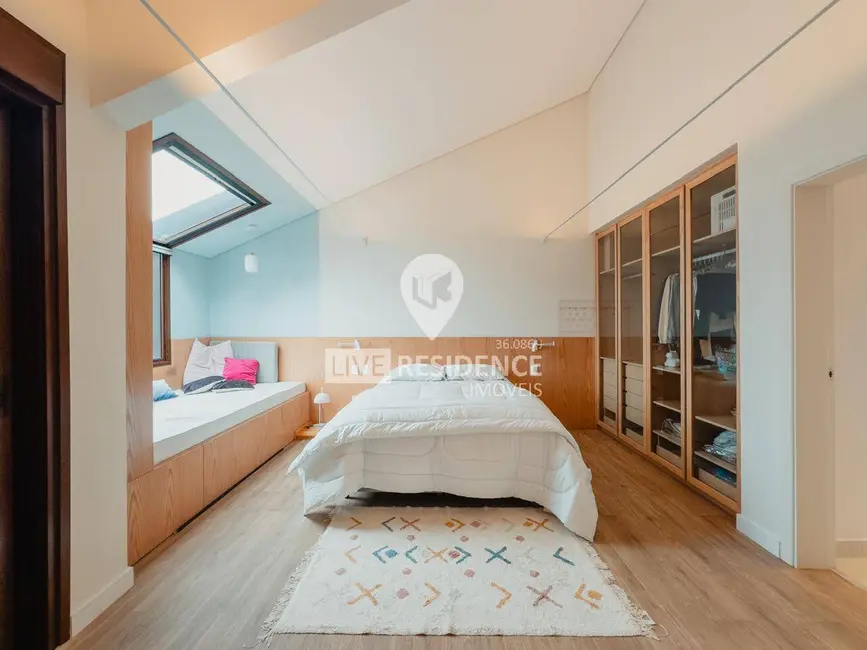 Foto 5 de Casa de Condomínio com 4 quartos à venda, 387m2 em Centro, Itatiba - SP