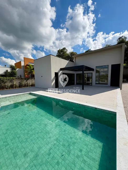 Foto 5 de Casa de Condomínio com 3 quartos à venda, 275m2 em Centro, Itatiba - SP