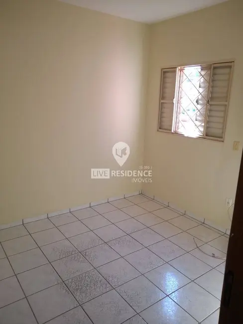 Foto 9 de Casa com 4 quartos à venda, 129m2 em Jardim Santa Filomena, Itatiba - SP